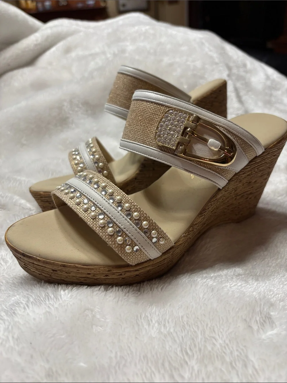 Onex Wedge Sandals